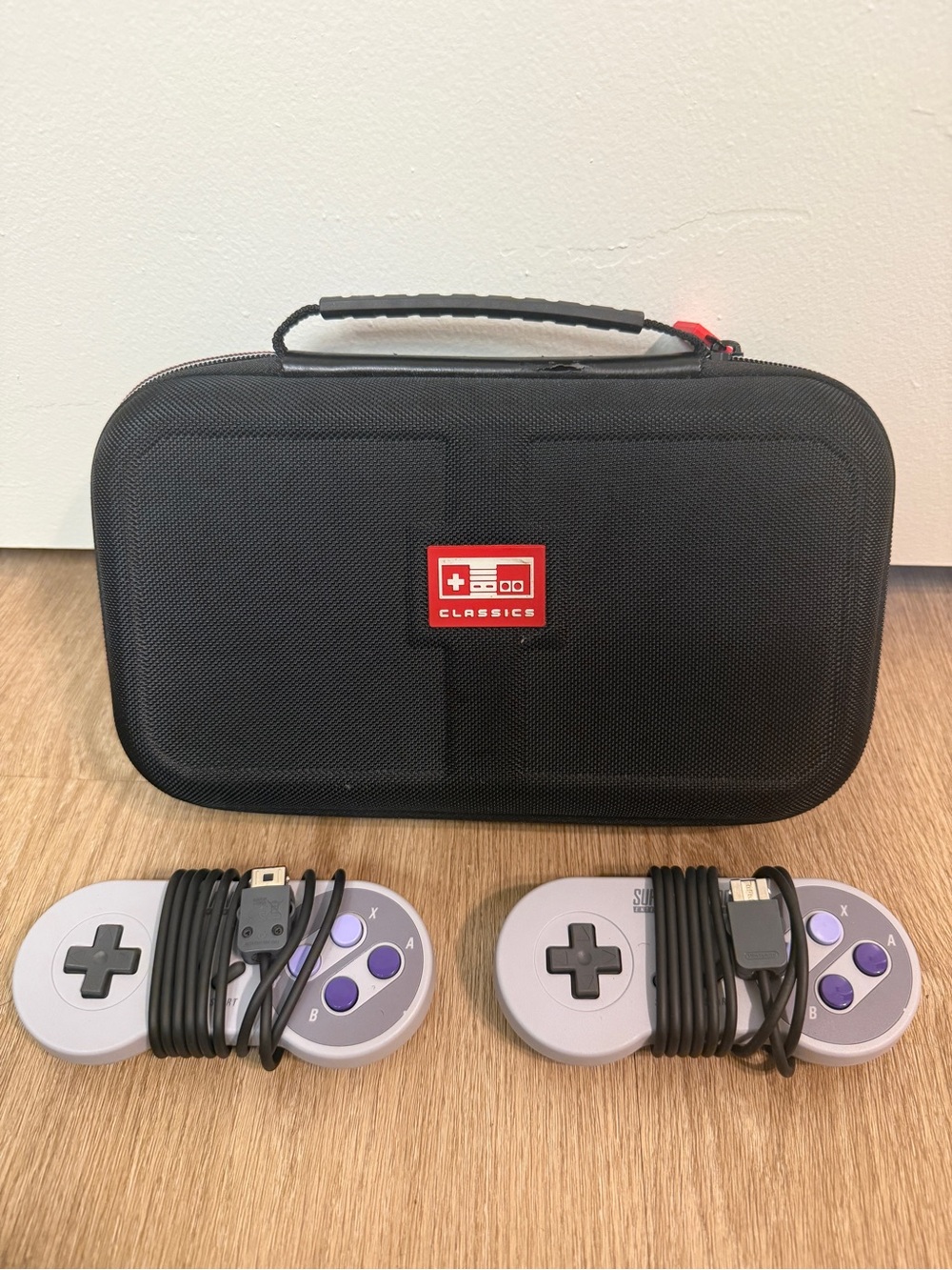 Brand New Nintendo SNES Classic Edition Controllers and Carrying Case